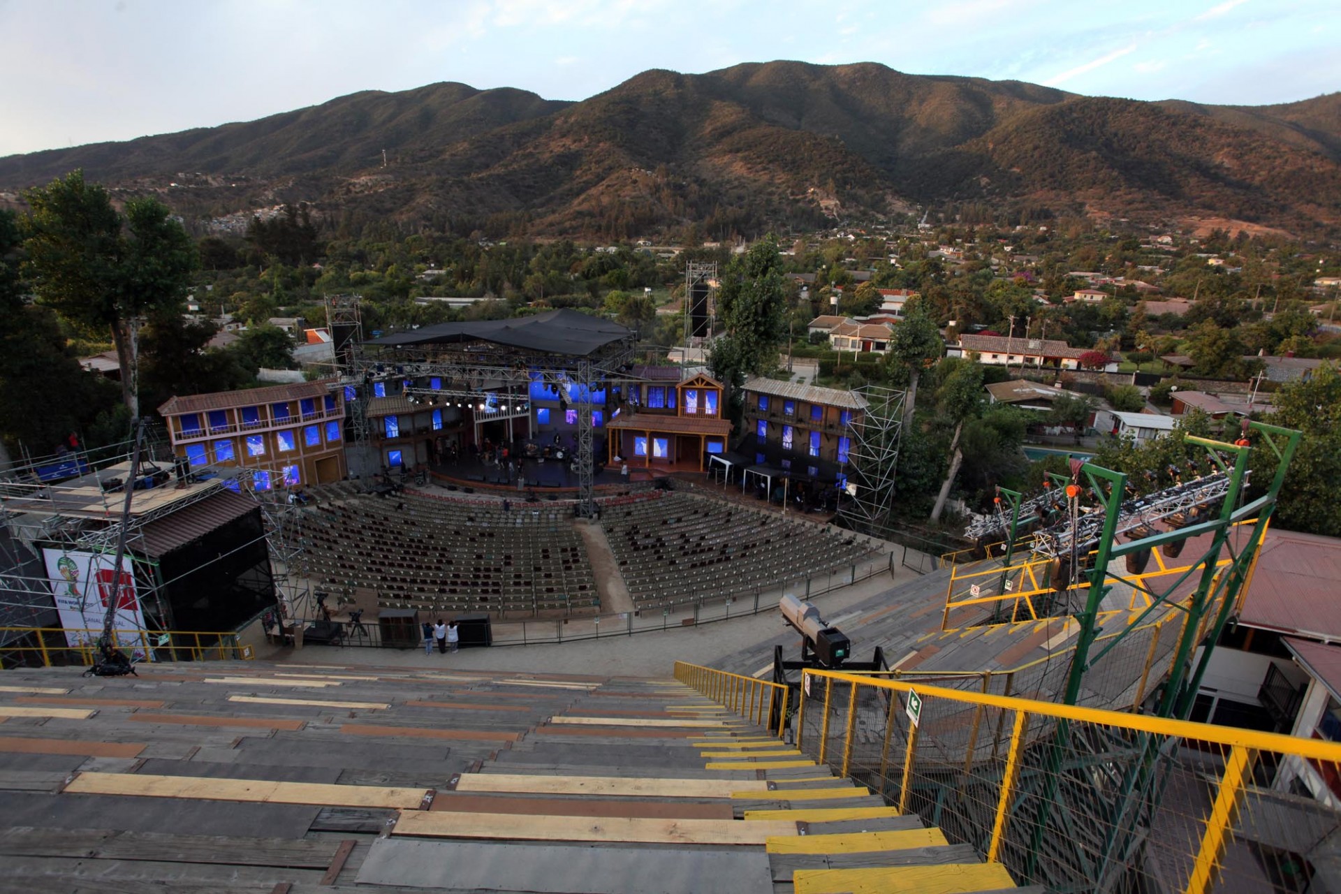 Festival Interior